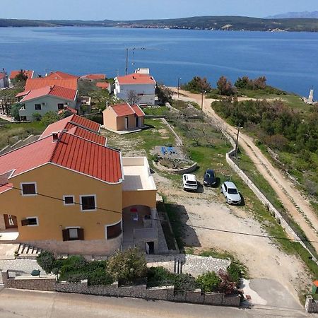 Apartments Mikecin Novigrad  Esterno foto