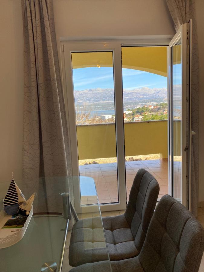 Apartments Mikecin Novigrad  Esterno foto