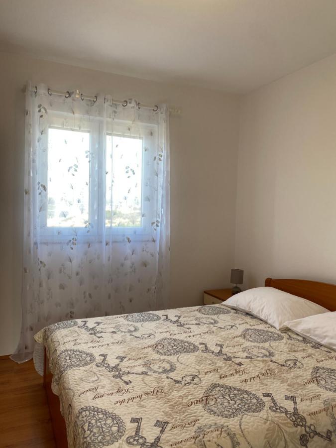 Apartments Mikecin Novigrad  Esterno foto
