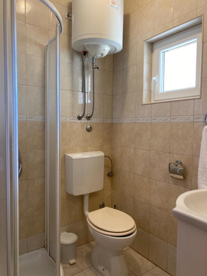 Apartments Mikecin Novigrad  Esterno foto